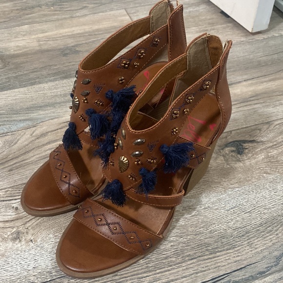 Boho sandals 👡NWOT - Picture 2 of 11